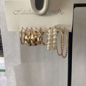 4328 NIP 5 Pair Goldtone Faux Pearls Hoops Contemporary Drop Earrings Studs